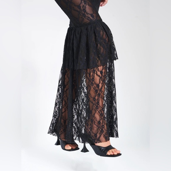 Miss Circle Quennell Black Lace mesh Ruffle Corset formal Maxi Dress - Picture 5 of 11